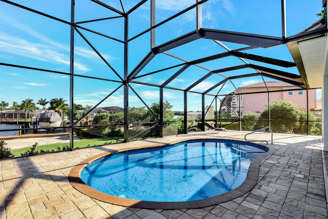 2126 Clubhouse Rd, North Fort Myers, FL 33917