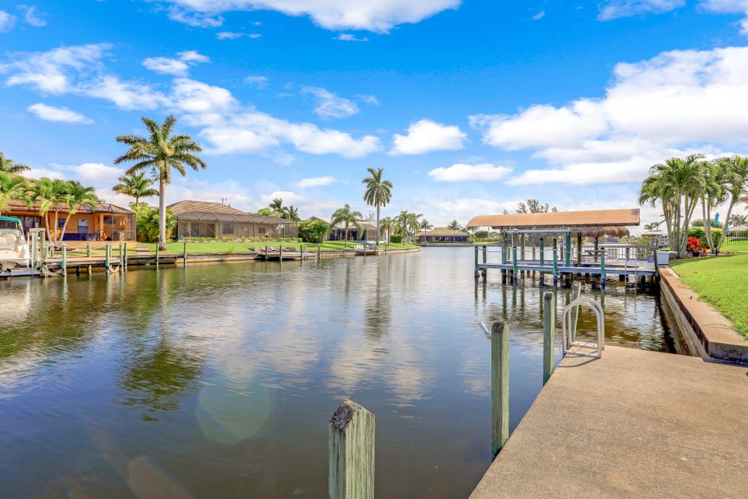 2307 SW 40th St, Cape Coral, FL 33914