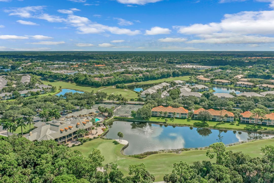 1818 Leamington Ln, Naples, FL 34109