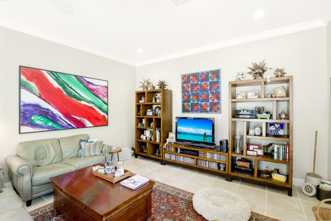 5218 SW 24th Ave, Cape Coral, FL 33914