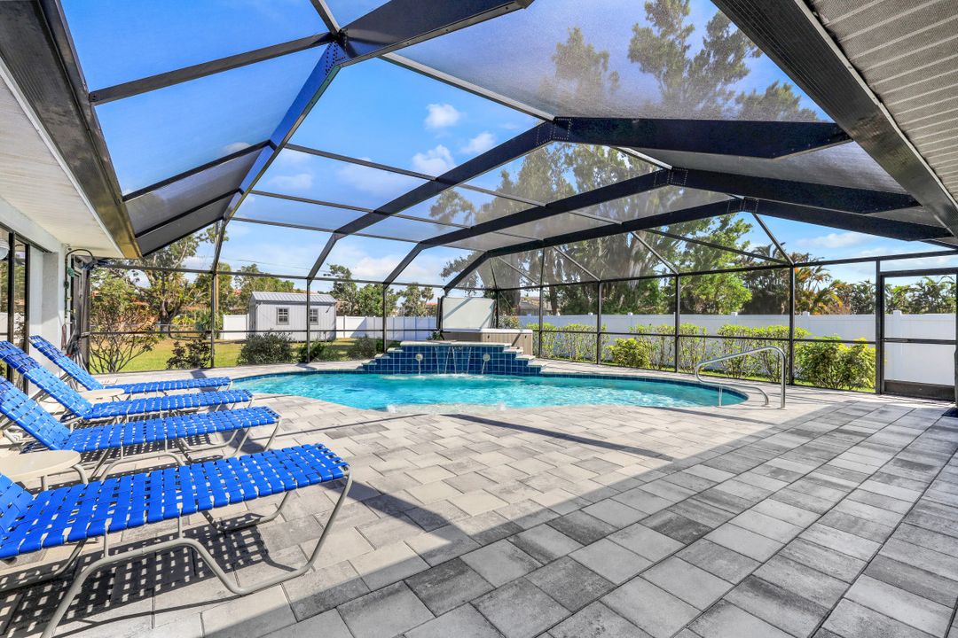 3919 SE 4th Ave, Cape Coral, FL 33904