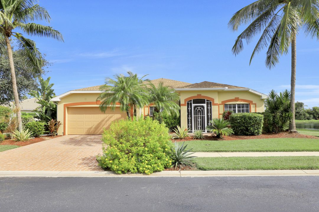 8993 Cypress Preserve Pl, Fort Myers, FL 33912