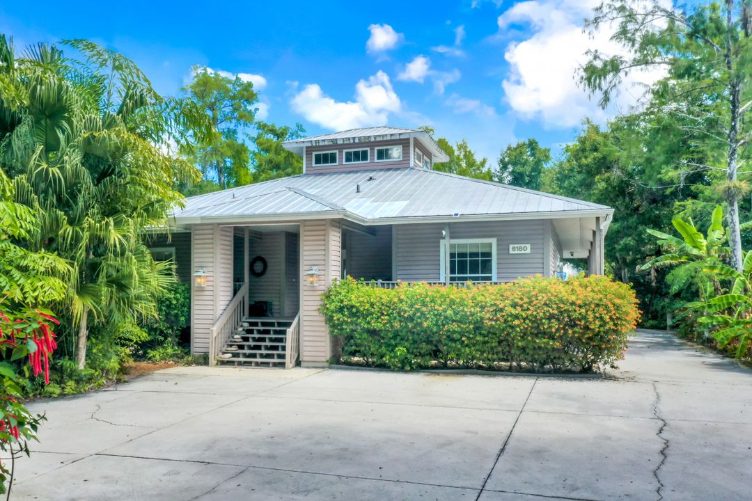 6180 Parkers Hammock Rd, Naples, FL 34112