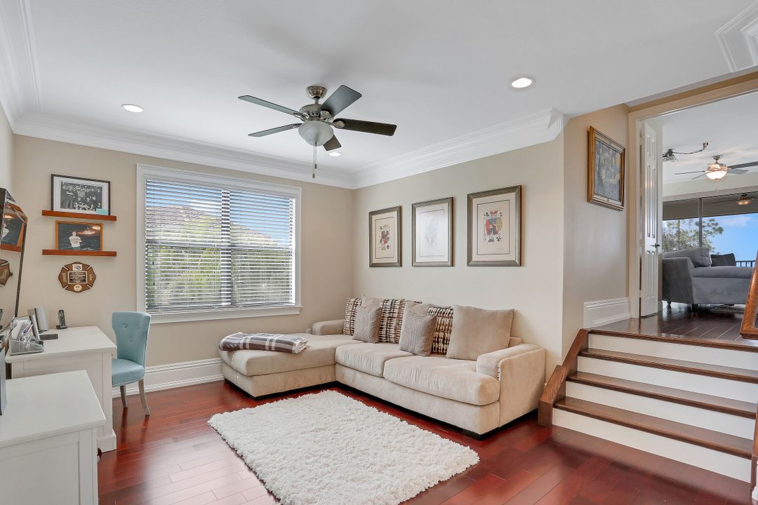 2934 Cinnamon Bay Cir, Naples, FL 34119