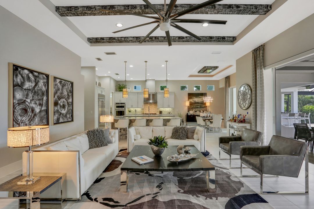 1214 El Dorado Pkwy E, Cape Coral, FL 33904