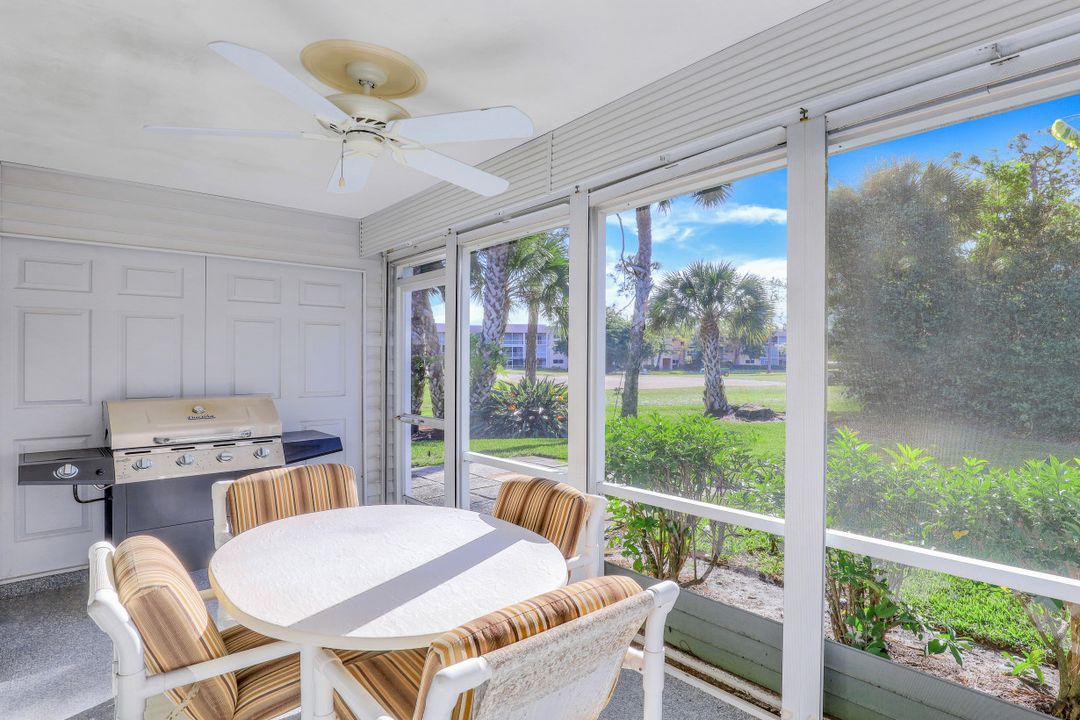 122 Quail Forest Blvd #11, Naples, FL 34105