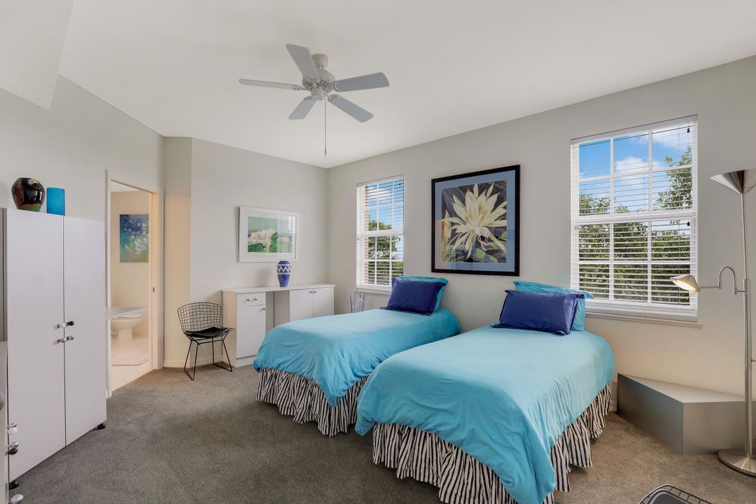 269 Vintage Bay Dr #212, Marco Island, FL 34145