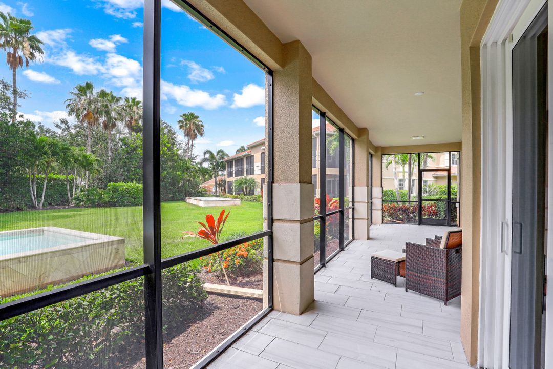 565 El Camino Real, Naples, FL 34119