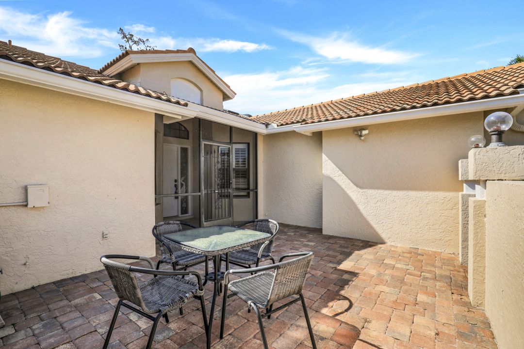 12801 Maiden Ln, Bonita Springs, FL 34135