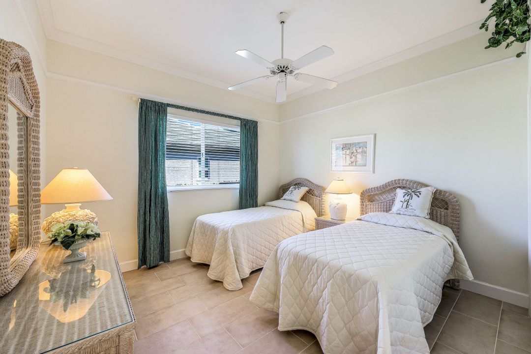 16165 Edgemont Dr, Fort Myers, FL 33908