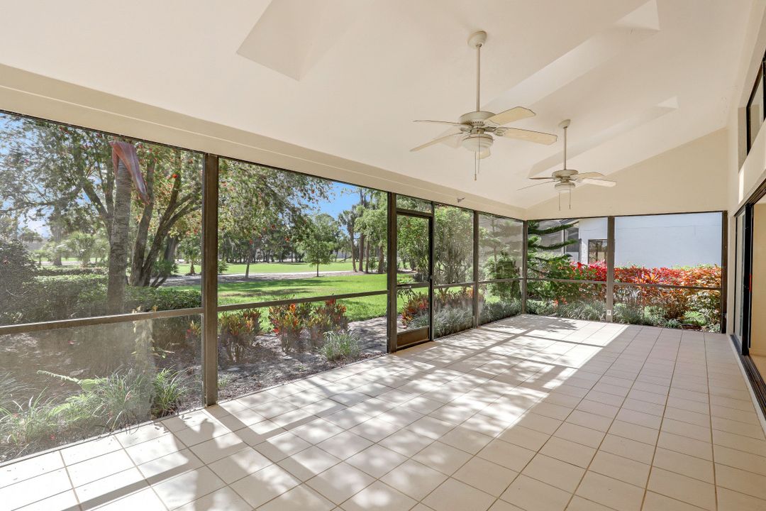 178 Cypress View Dr #C-34, Naples, FL 34113