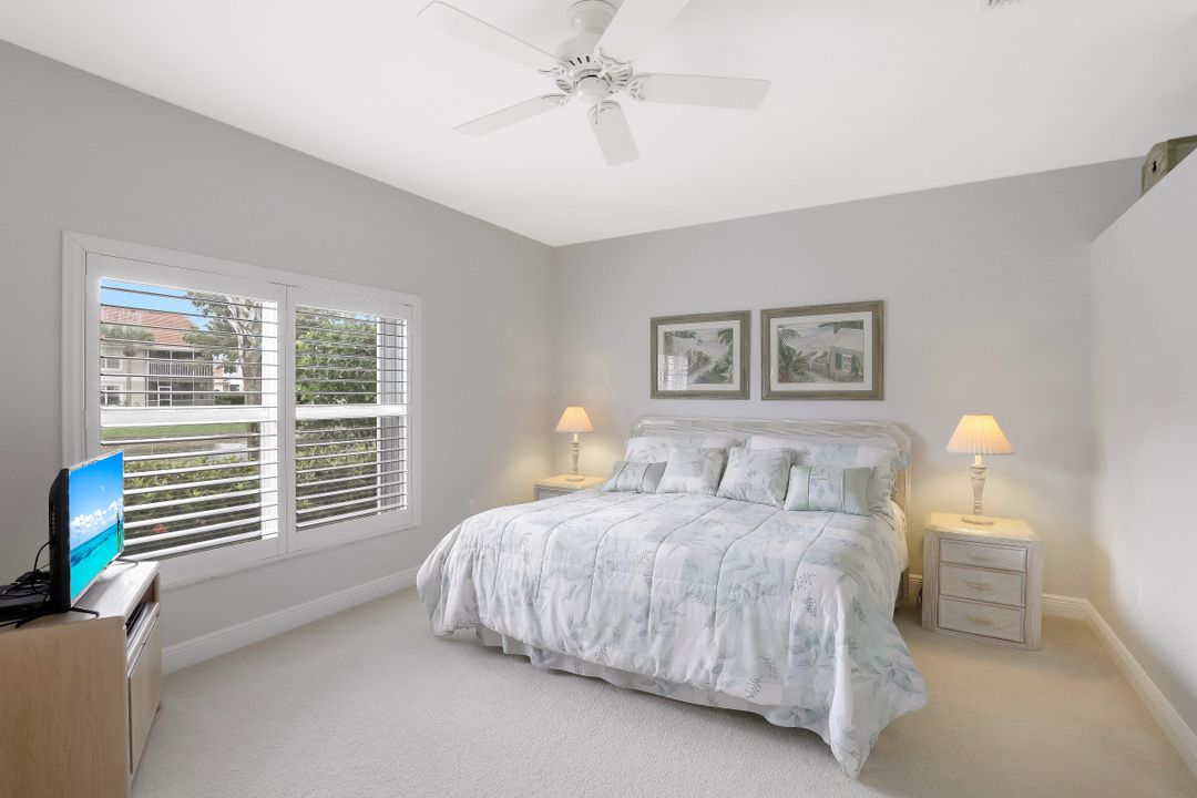 5230 Birmingham Dr #101, Naples, FL 34110