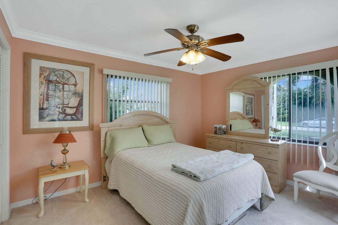 136 SW 38th Terrace, Cape Coral, FL 33914