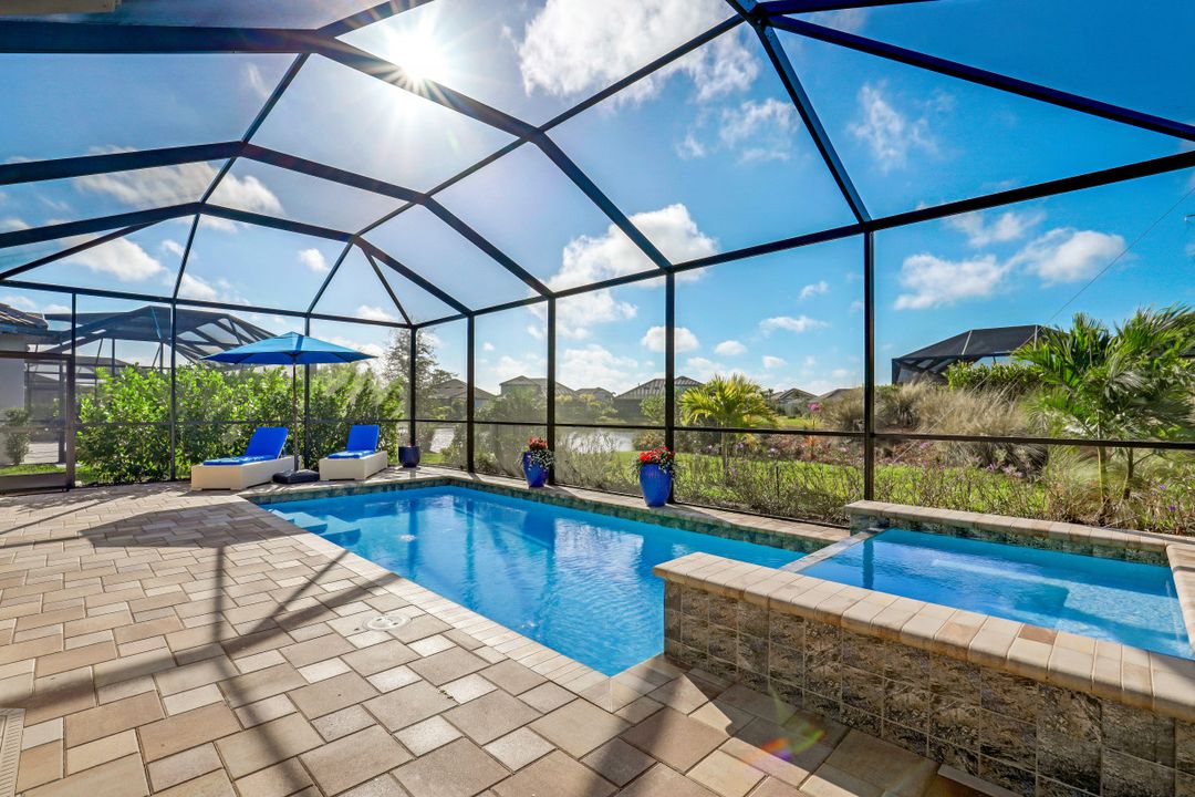 9403 Montelanico Loop, Naples, FL 34119