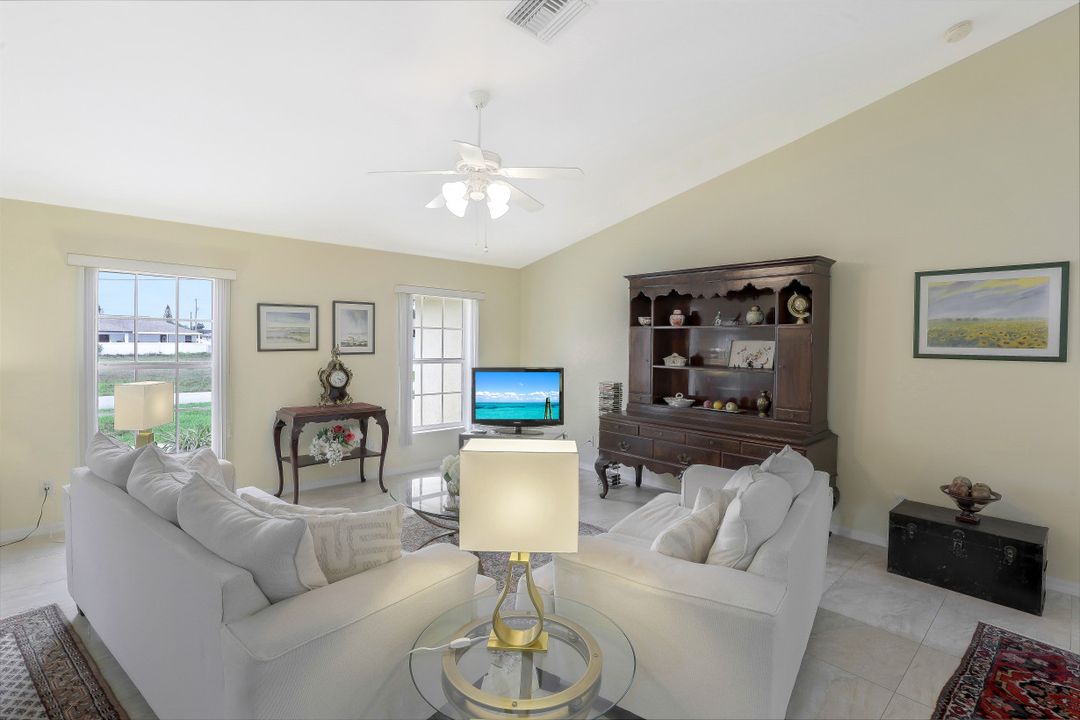 308 NW 22nd Ct, Cape Coral, FL 33993