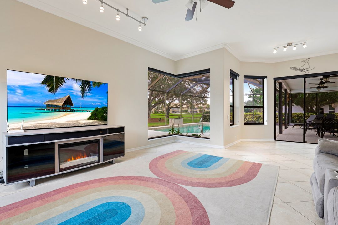 13291 Bridgeford Ave, Bonita Springs, FL 34135