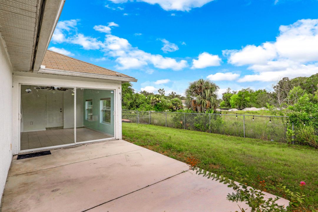 720 Kari Cir, Lehigh Acres, FL 33974