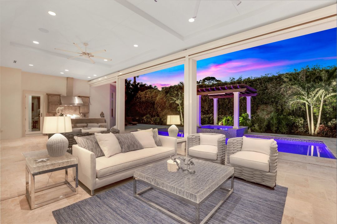 569 Neapolitan Way, Naples, FL 34103