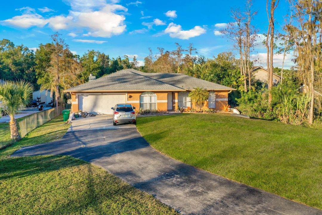 6581 Sable Ridge Ln, Naples, FL 34109