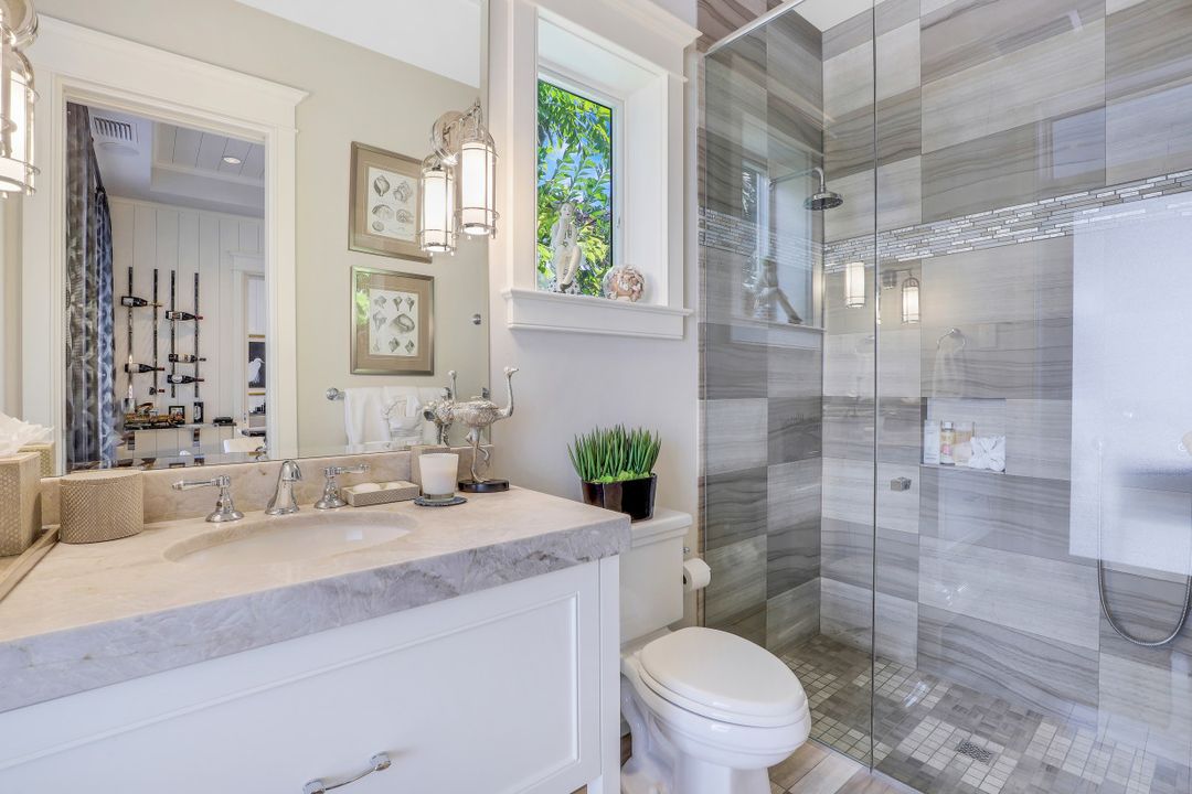 631 17th Ave S, Naples, FL 34102