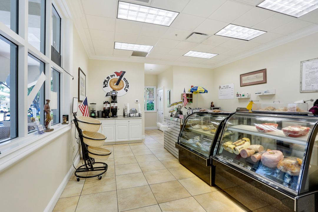 28736 Xenon Way, Bonita Springs, FL 34135