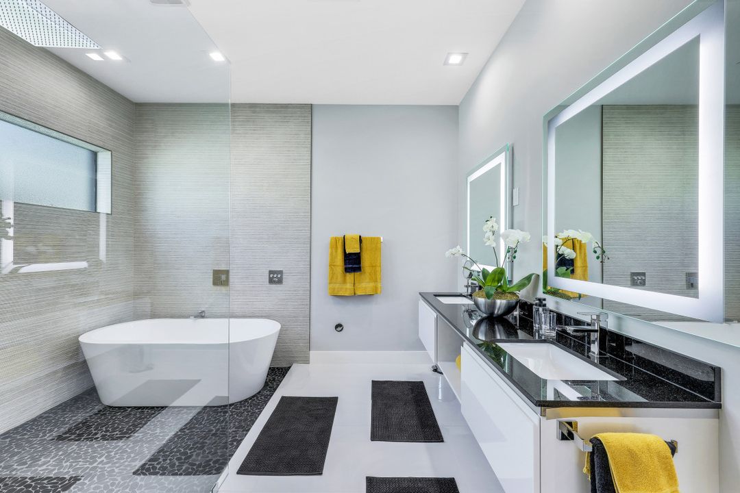 5020 Pelican Blvd, Cape Coral, FL 33914