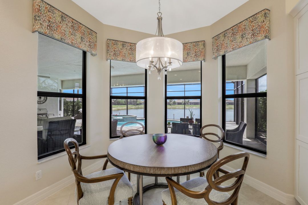 4477 Caldera Cir, Naples, FL 34119