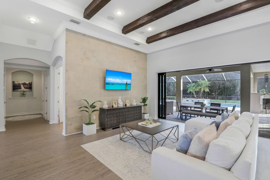 1600 Mockingbird Dr, Naples, FL 34120