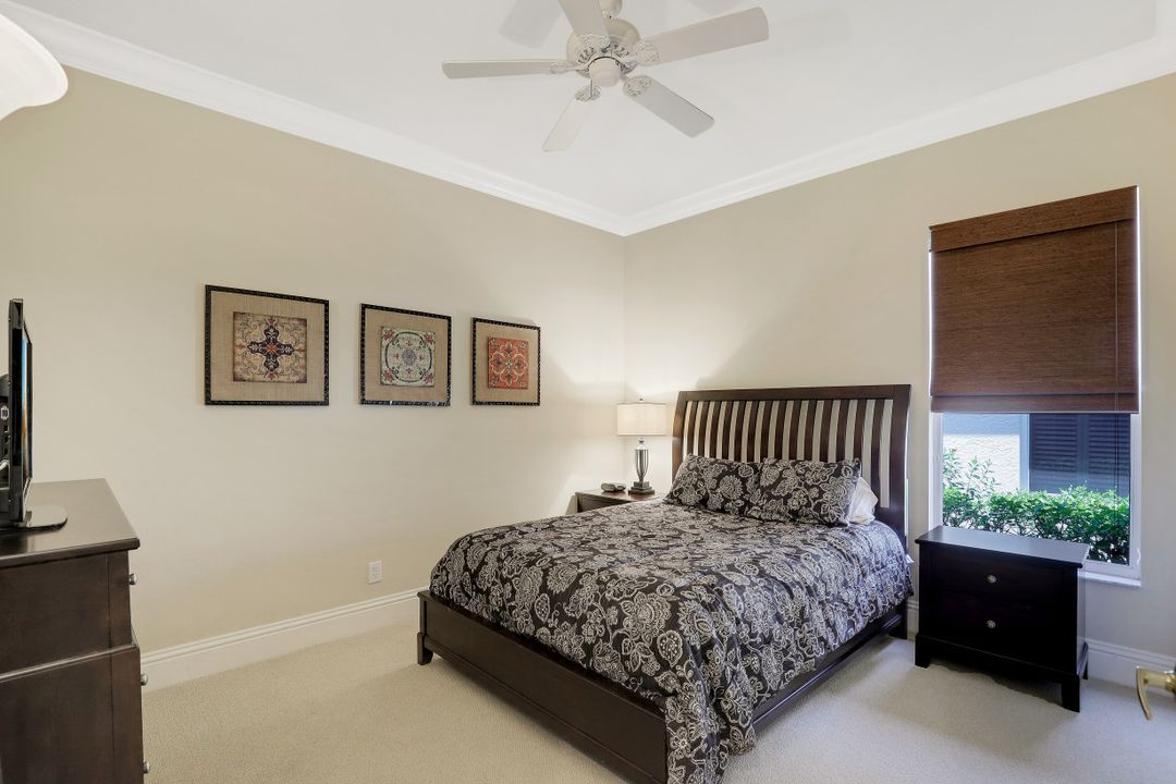 28651 Pienza Ct, Bonita Springs, FL 34135