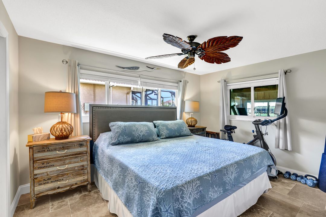 1803 SE 45th St, Cape Coral, FL 33904