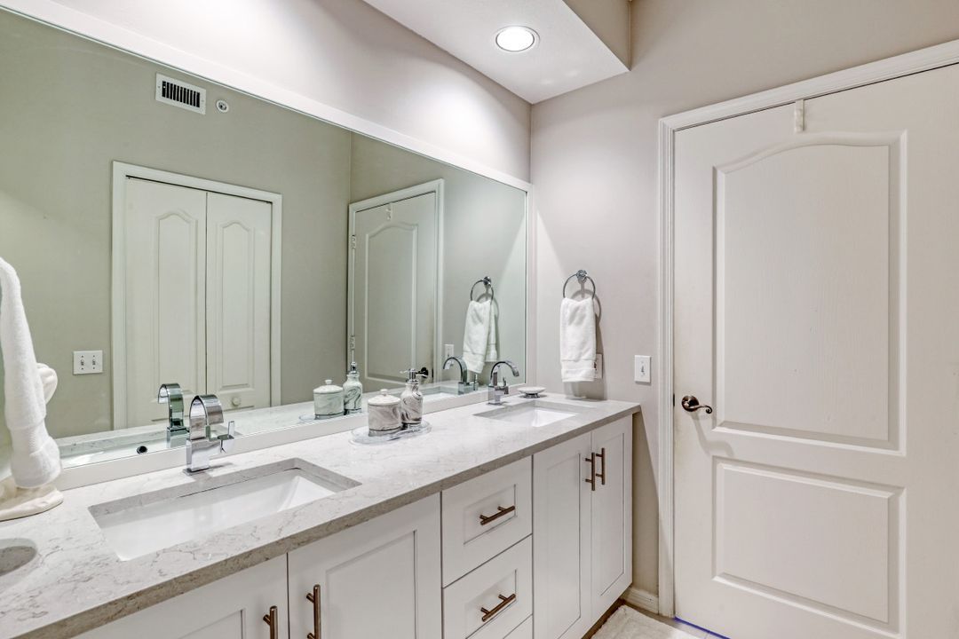 7718 Pebble Creek Cir #203, Naples, FL 34108