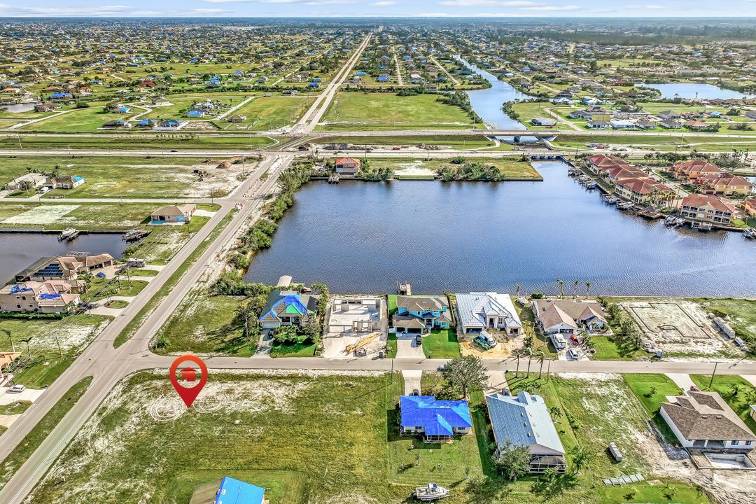 10 SW 33rd Ave, Cape Coral, FL 33991