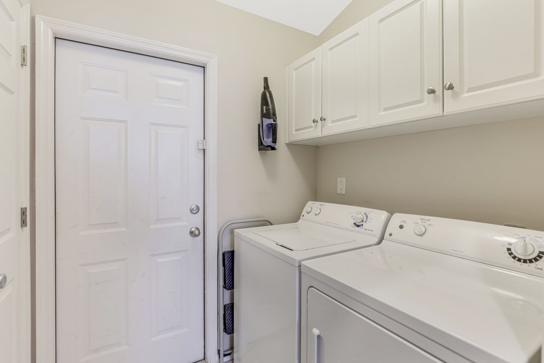 12807 Maiden Cane Ln, Bonita Springs, FL 34135