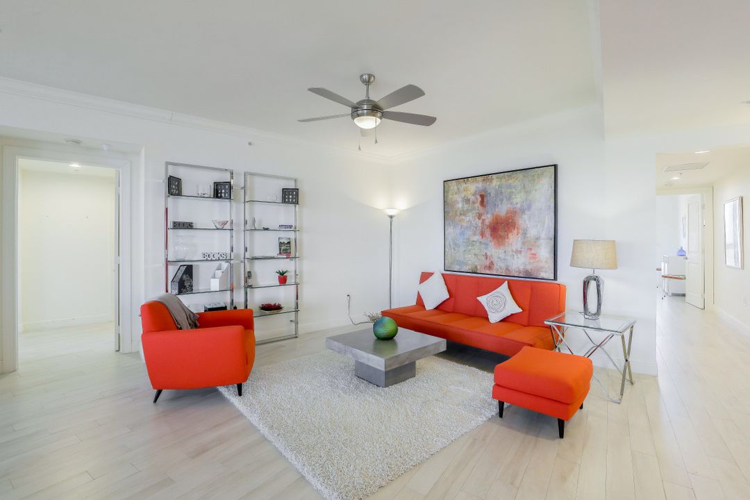 1050 Borghese Ln #804, Naples, FL 34114