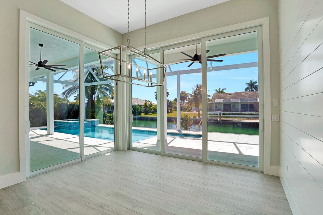 979 Daisy Ct, Marco Island, FL 34145