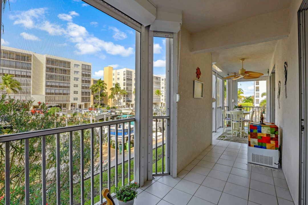 4361 Bay Beach Ln #124, Fort Myers Beach, FL 33931