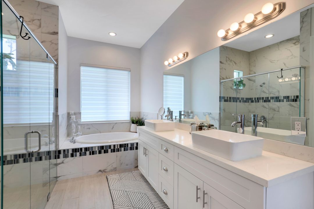 2112 16th St NE, Naples, FL 34120