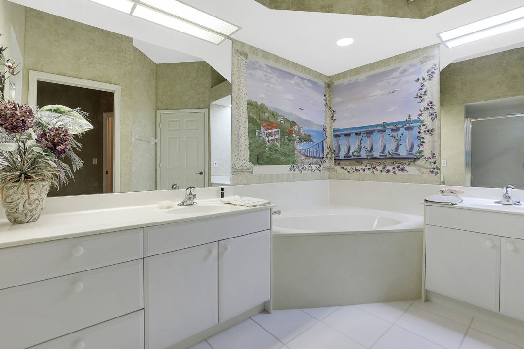 10871 Crooked River Rd #202, Bonita Springs, FL 34135