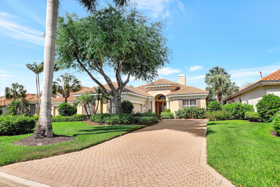 10192 Ginger Pointe Ct, Bonita Springs, FL 34135