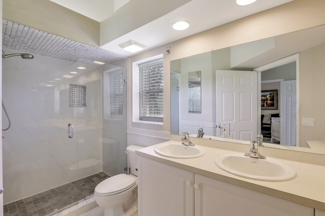 26670 Rosewood Pointe Cir #201, Bonita Springs, FL 34135