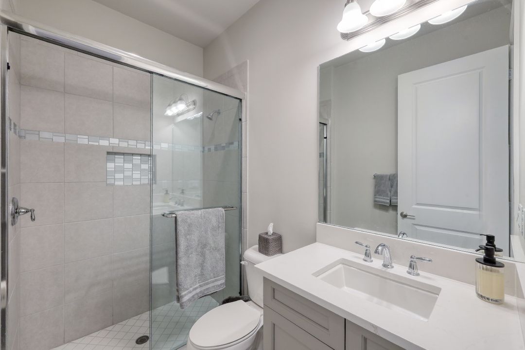 4478 Kensington Cir, Naples, FL 34119
