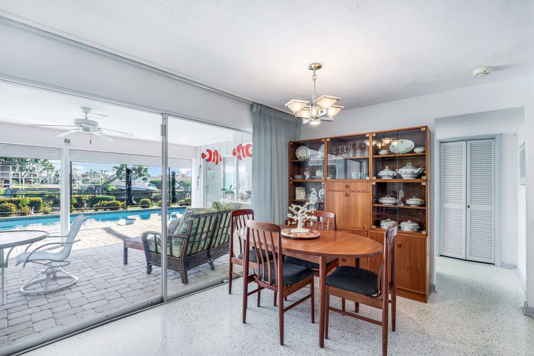 5333 SW 2nd Pl, Cape Coral, FL 33914