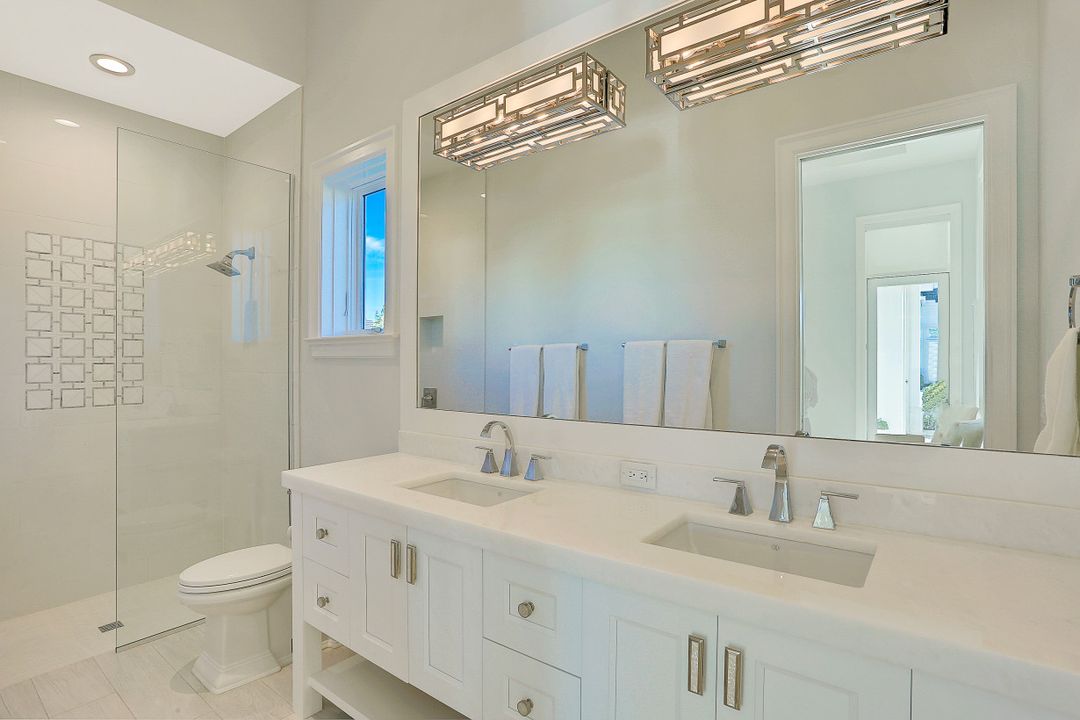 16610 Firenze Way, Naples, FL 34110