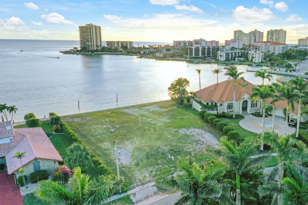 1355 Caxambas Ct, Marco Island, FL 34145