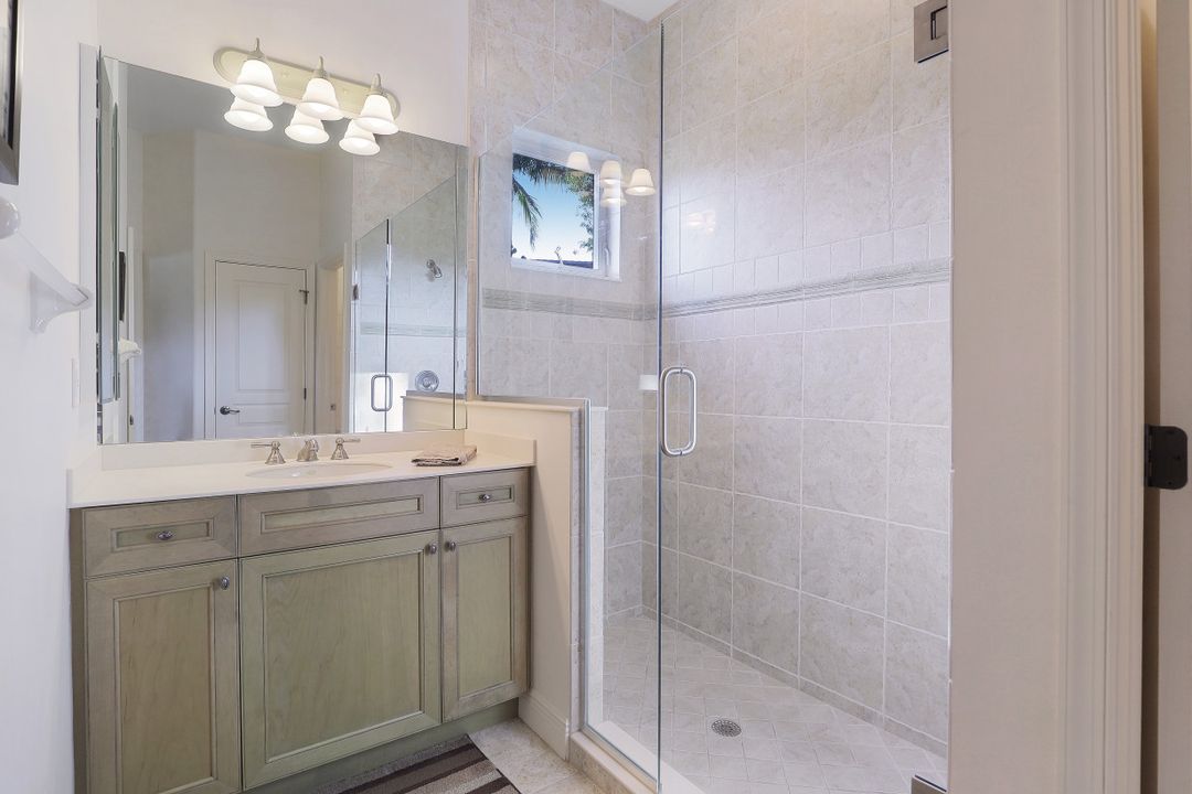 2604 Cape Coral Pkwy W, Cape Coral, FL 33914