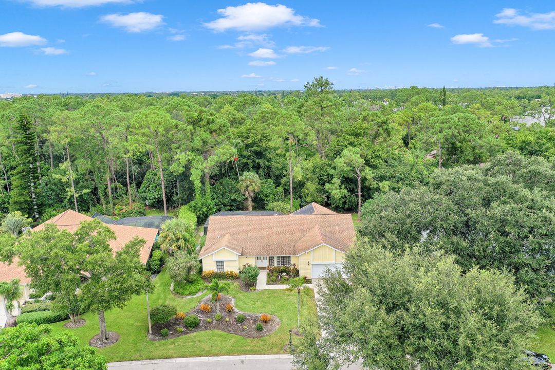 2259 Queens Way, Naples, FL 34112