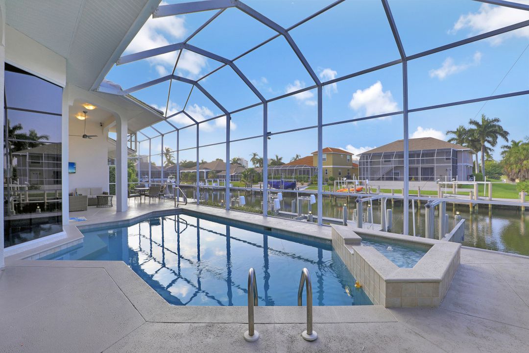 851 Banyan Ct, Marco Island, FL 34145