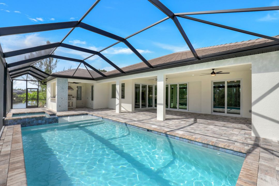 2833 NW 41st Ave, Cape Coral, FL 33993