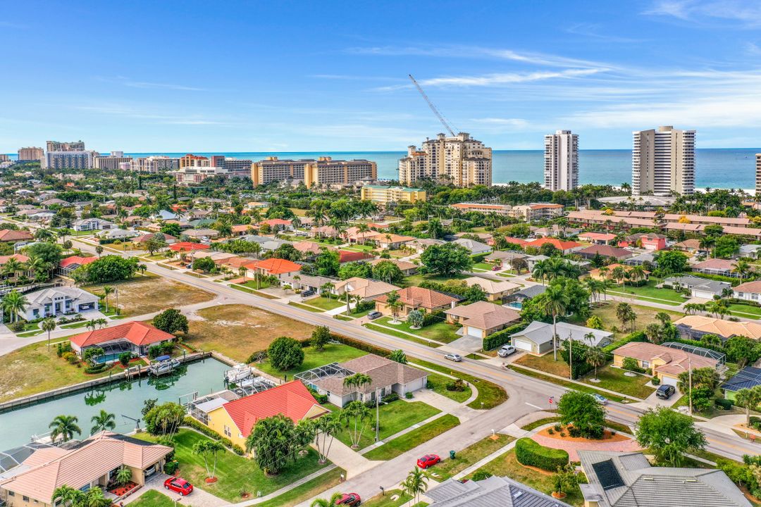 911 Tulip Ct, Marco Island, FL 34145