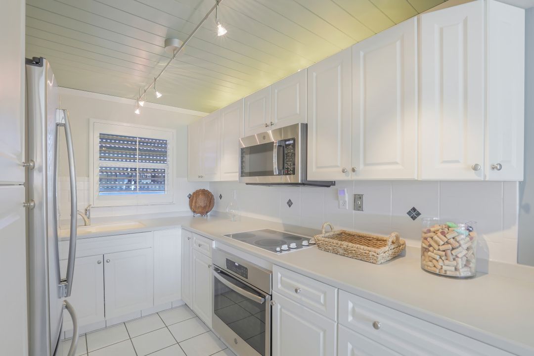 1208 Edington Pl #E-402, Marco Island, FL 34145